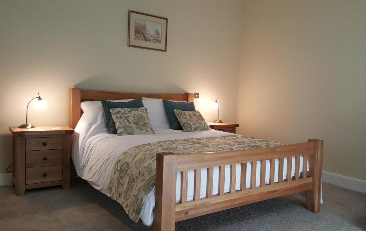 Pontyclerc Farm House Bed And Breakfast アンマンフォード エクステリア 写真