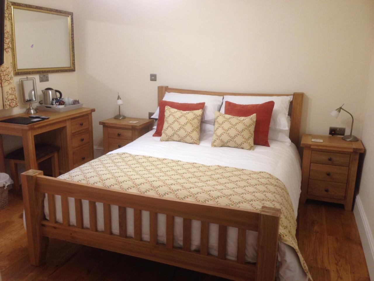 Pontyclerc Farm House Bed And Breakfast アンマンフォード エクステリア 写真
