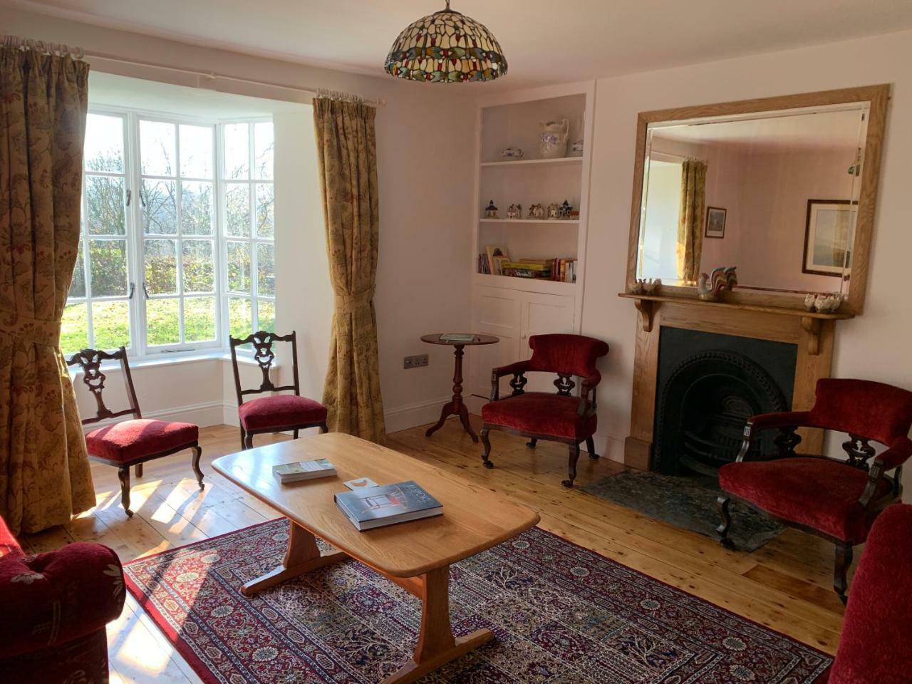 Pontyclerc Farm House Bed And Breakfast アンマンフォード エクステリア 写真