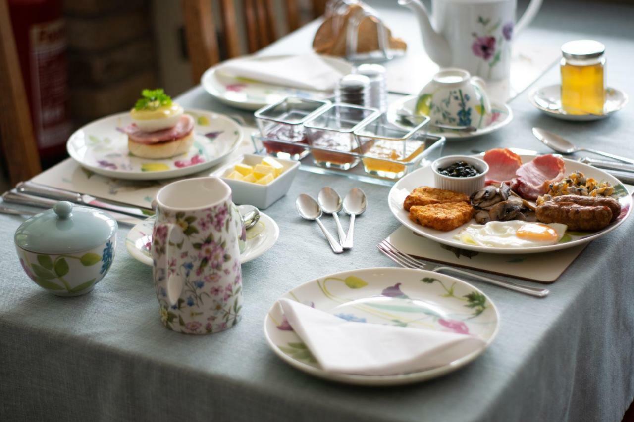 Pontyclerc Farm House Bed And Breakfast アンマンフォード エクステリア 写真